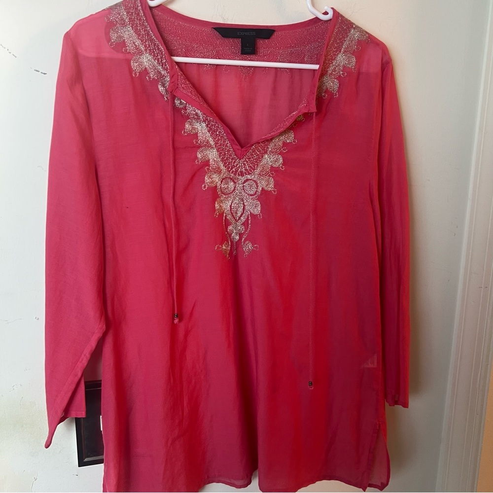 Express Fuchsia Embroidered Tunic Women’s Top Size Large